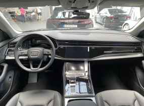 Audi Q8 2025