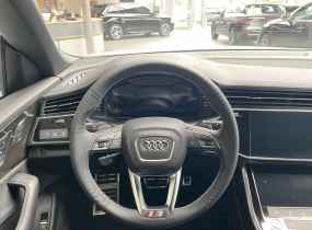 Audi Q8 2025