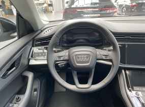 Audi Q8 2025