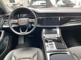Audi Q8 2025