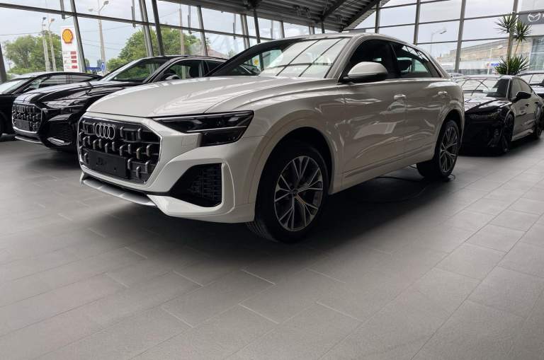 Audi Q8 2025