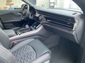 Audi RS Q8 2025