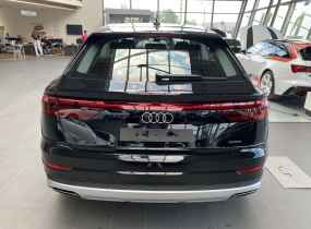 Audi Q8 2025