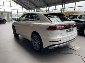 Audi Q8 2025