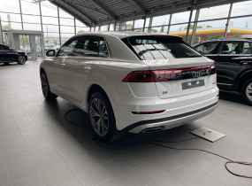Audi Q8 2025