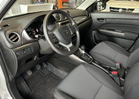 Suzuki Vitara 1.4T 2WD M/T GL