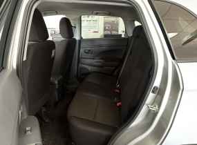 MITSUBISHI ASX 1.6 MT Invite