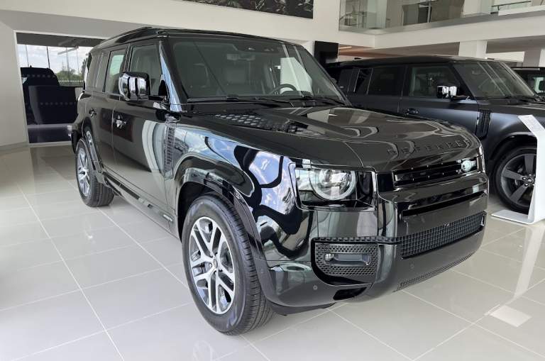 DEFENDER