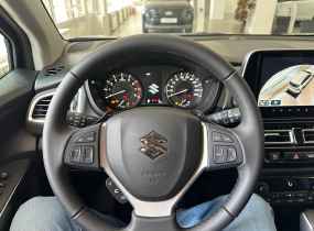 Suzuki S-cross 1.4T 2WD A/T GLX