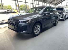 Audi Q7 2025