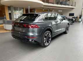 Audi A8 2025