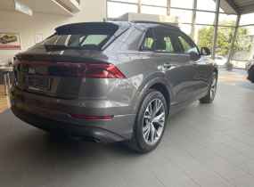 Audi Q8 2025