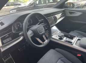 Audi Q8 2025