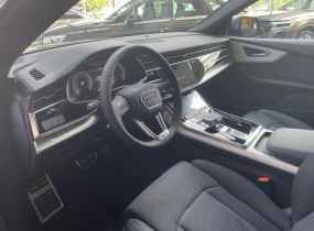 Audi Q8 2025