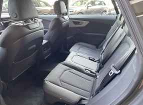 Audi Q8 2025