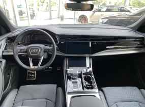 Audi Q8 2025