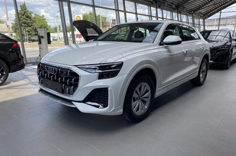 Audi Q8 2025