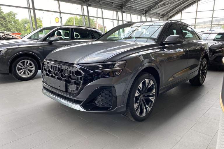 Audi Q8 2025