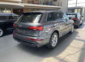 Audi Q7 2025