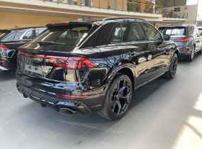 Audi RS Q8 2025
