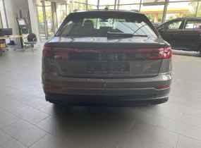 Audi Q8 2025
