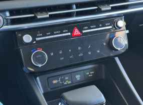 Hyundai Tucson NX4 PE 2.0 Express 2WD 6AT