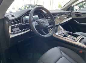 Audi Q8 2025