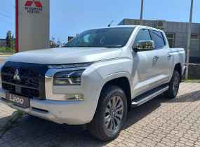MITSUBISHI L200 2.4 TD AT Ultimate