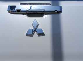 MITSUBISHI L200 2.4 TD AT Ultimate