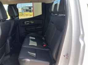 MITSUBISHI L200 2.4 TD AT Ultimate