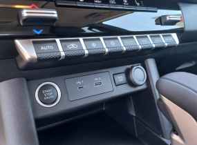 MITSUBISHI L200 2.4 TD AT Ultimate