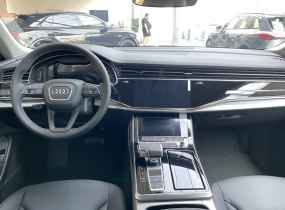 Audi Q8 2025