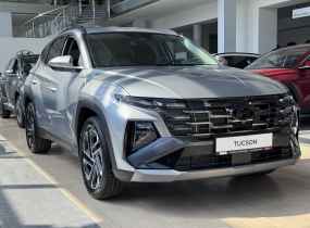 HYUNDAI Tucson NX4 PE 2.5 Top