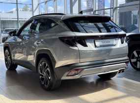 HYUNDAI Tucson NX4 PE 2.5 Top