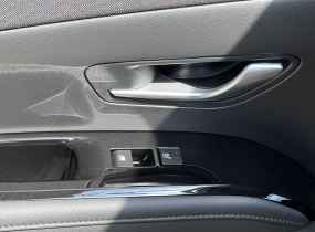 HYUNDAI Tucson NX4 PE 2.5 Top