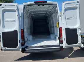 IVECO DAILY 35S16H3.0A8 V
