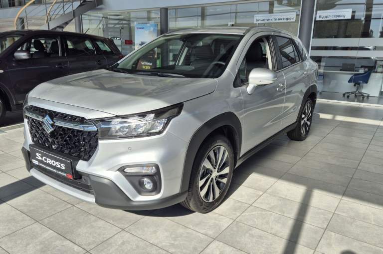 Suzuki S-cross 1.4T 2WD A/T GLX