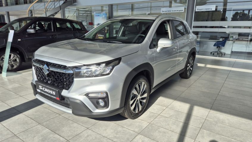 Suzuki S-cross 1.4T 2WD A/T GLX