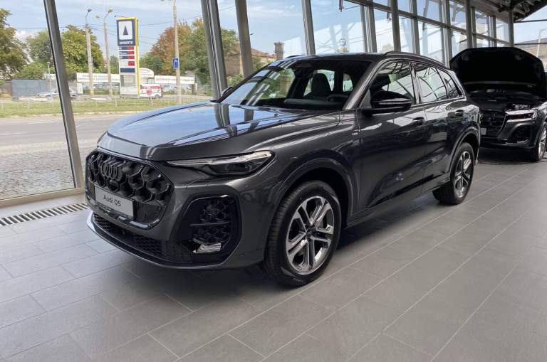 Audi Q5 2025