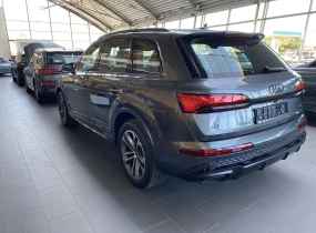 Audi Q7 2025