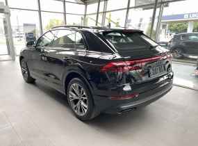 Audi Q8 2025