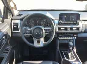 MITSUBISHI L200 2.4 TD AT Ultimate