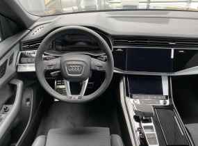 Audi Q8 2025