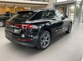 Audi Q8 2025