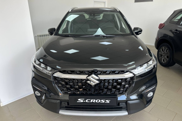 【suzu様】専用ページ SUZUKI S-Cross 1.4L 4WD GLX AT