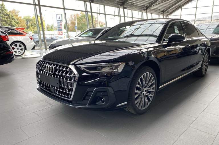 Audi A8 2025