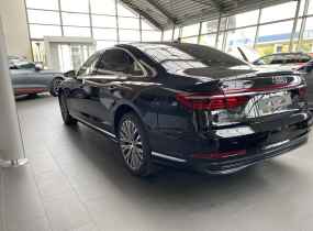 Audi A8 2025
