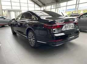 Audi A8 2025