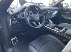 Audi Q8 2025