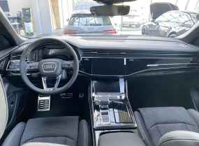 Audi Q8 2025